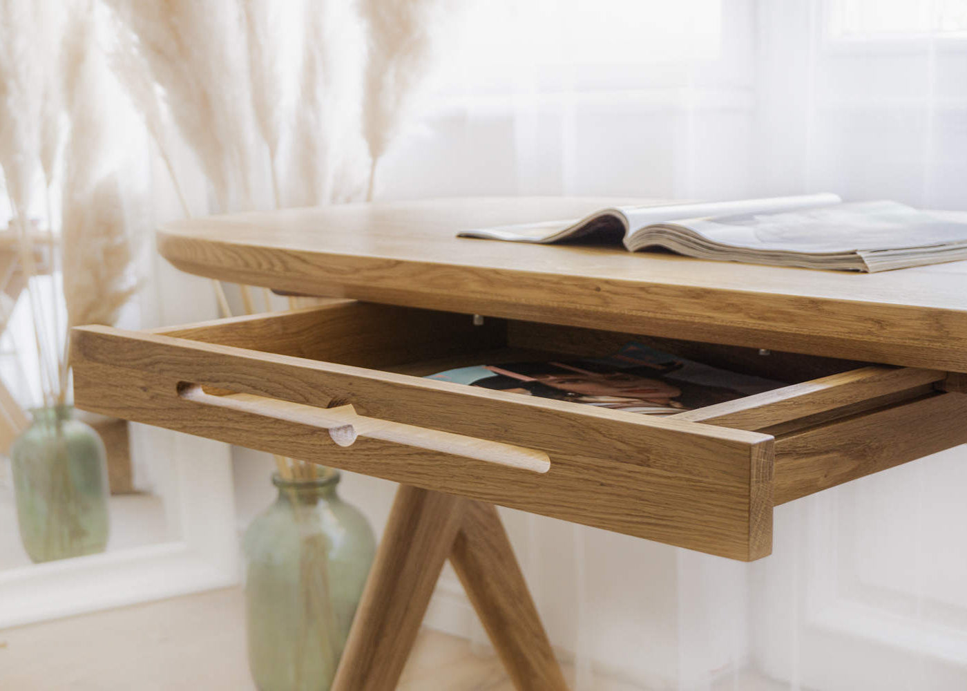 Elegant Kunsst oak premium desk with drawer. Can successfully be used as wooden office desk, wooden desk with drawers for makeup or even desk in bedroom with drawer under desk or solid oak desk for home office. Detail of drawer under desk