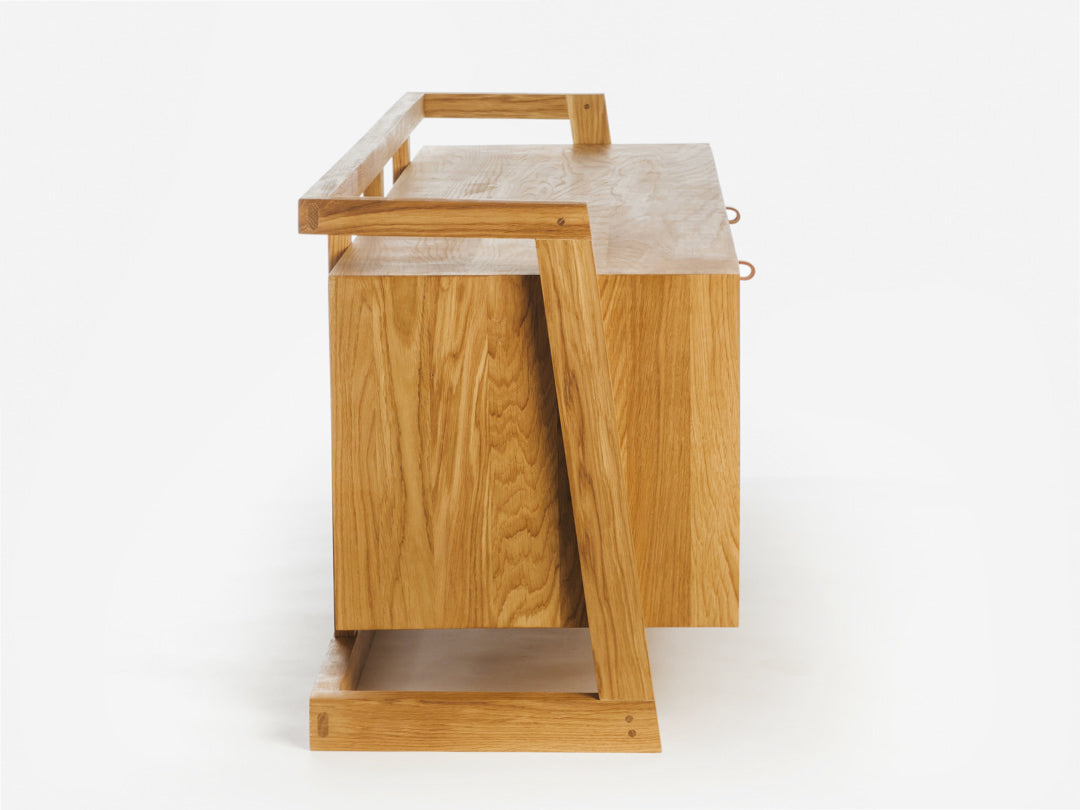 Turntable and Record Storage Media Console Model_No.04