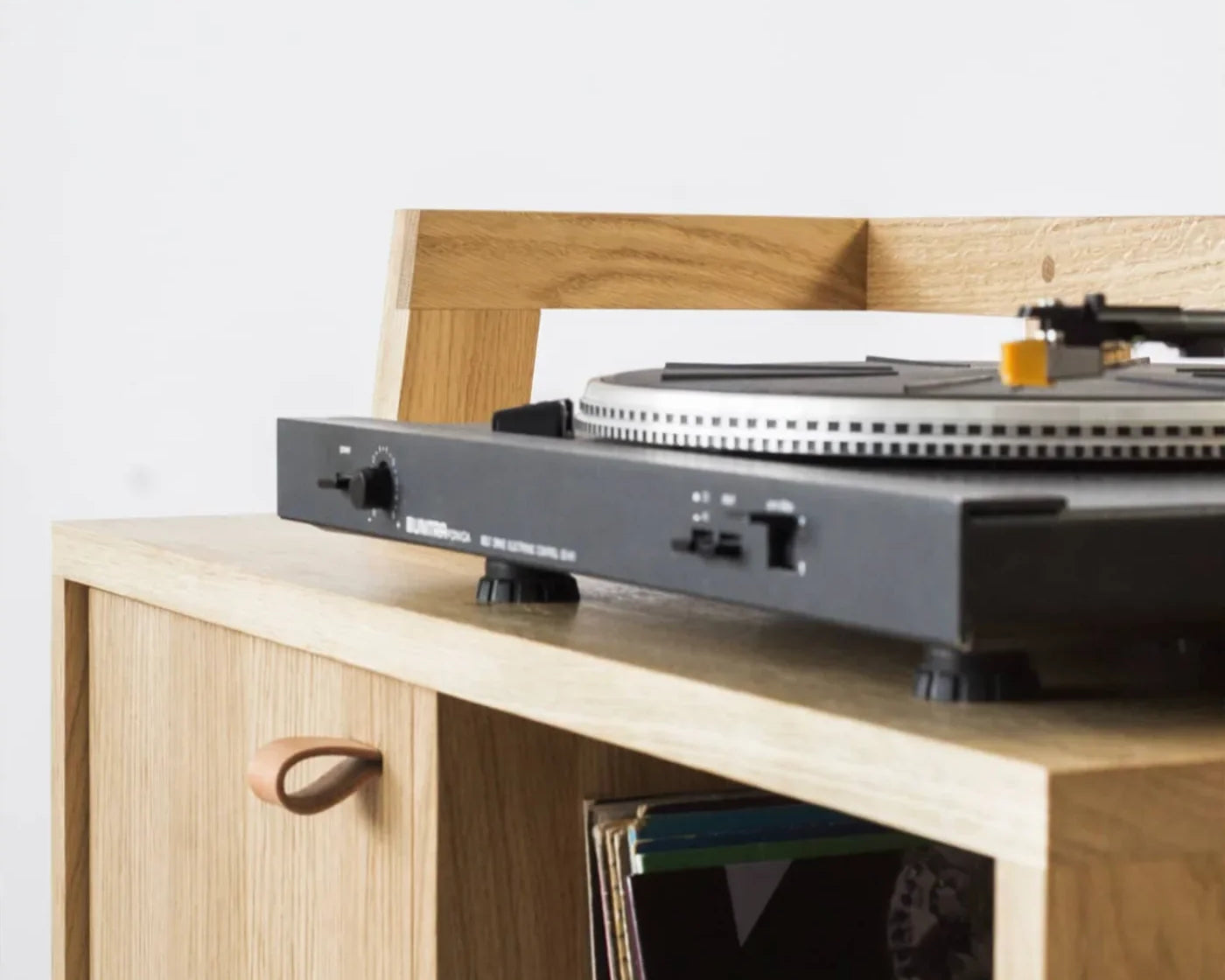 Record cabinet or open audio rack — which do you need?