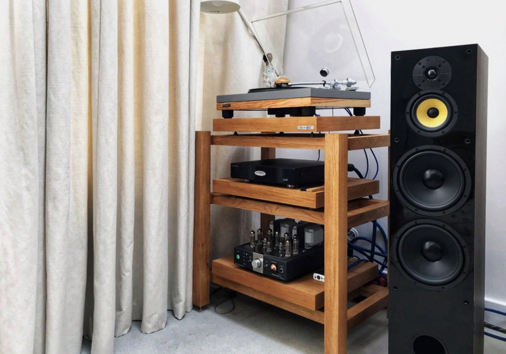 Handcrafted wooden hifi audio rack for audiophile in living room setup