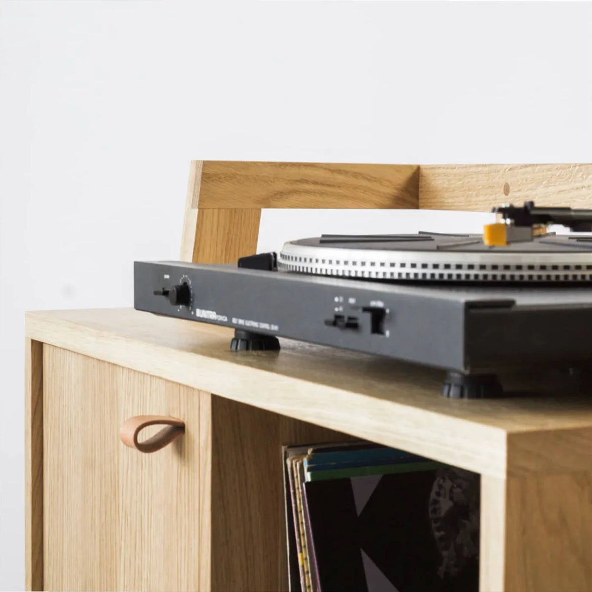 Turntable Base Rack Audio furniture - hifi racks, turntable cabinets & vinyl storage – KUNSST